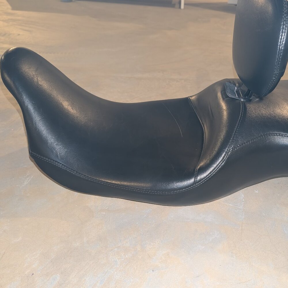 HD LePera  Maverick Seat